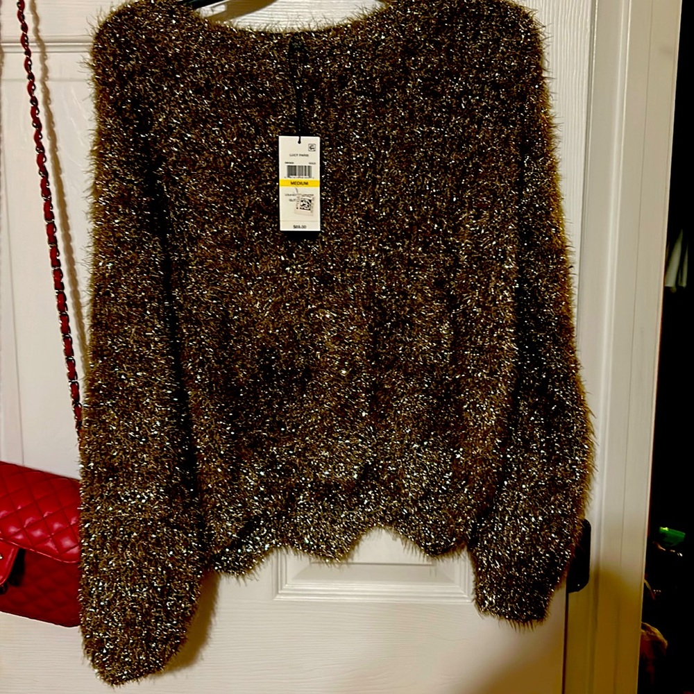 Absolutely beautiful mini sweater gold and black accents